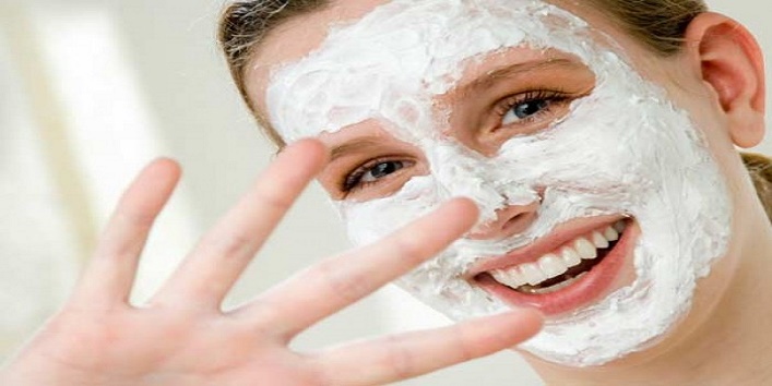 Milk and rice flour face pack