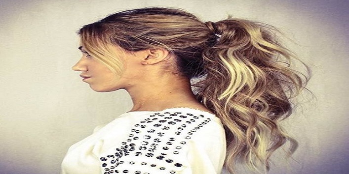 Curled up messy ponytail